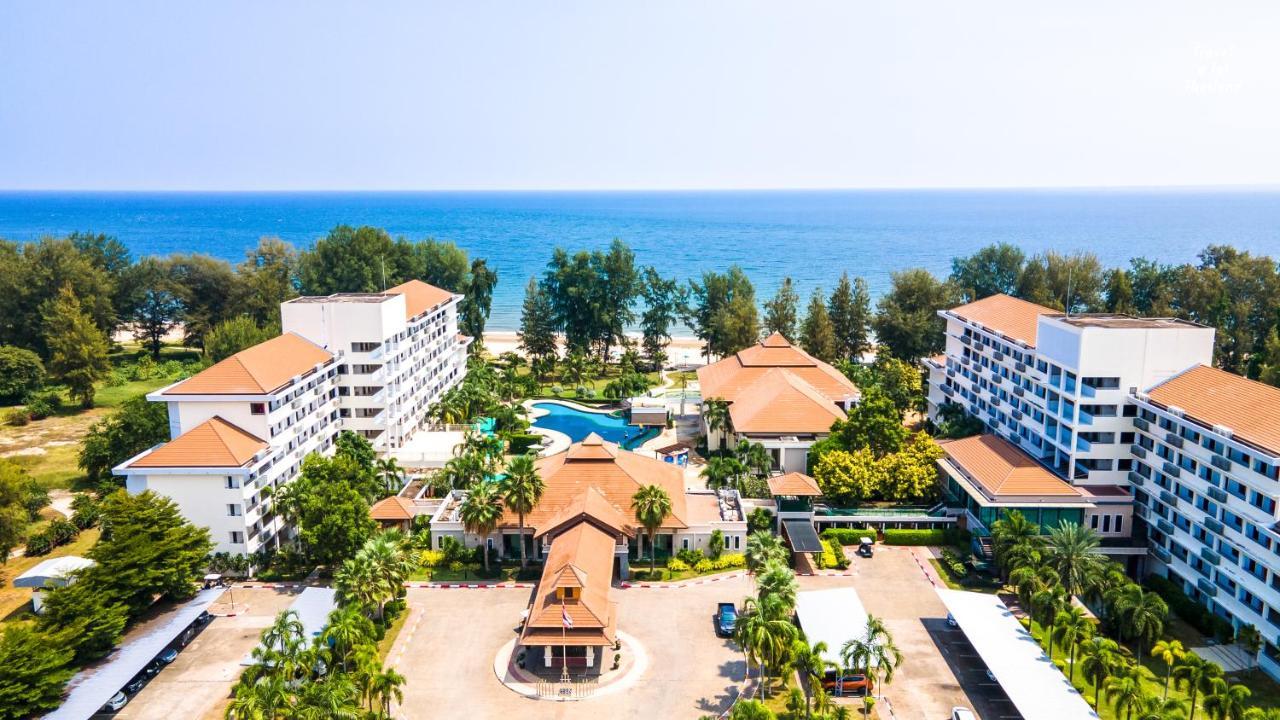 Seapine Beach Golf And Resort Hua Hin Ban Khao Takiap Exterior photo